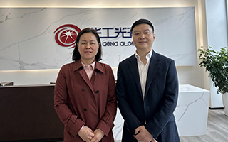 海寧市委副書記、市長許紅蓮蒞臨我司考察指導(dǎo)企業(yè)科技創(chuàng)新工作